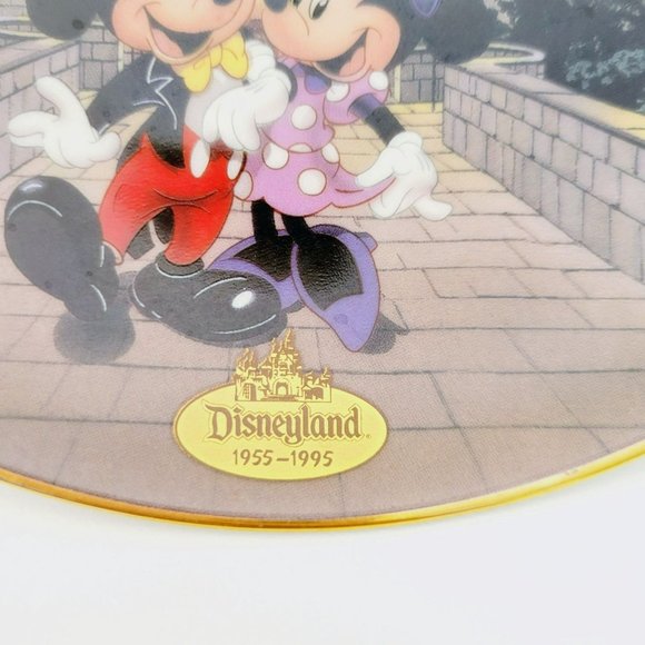 Disney's Sleeping Beauty Castle Anniversary Plate, Disneyland 1955-95 Tinkerbell - Picture 2 of 10